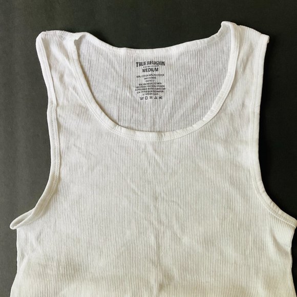 TRUE RELIGION Men's Set of 3 Tank Tops NWOT Size M 38-40 - Picture 6 of 7